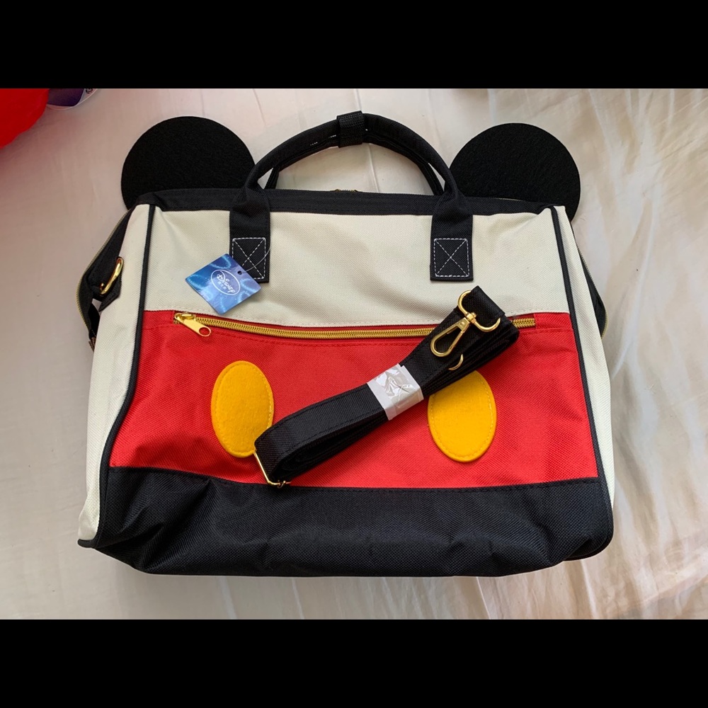 Disney - Mickey Mouse Clutch Purse
